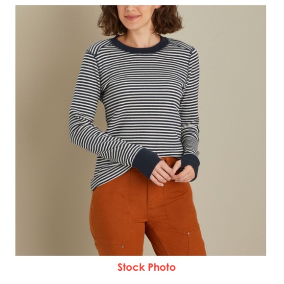 Duluth Trading Co. Waffle Crewneck - Picture 1 of 7